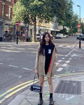 金智秀機場最新動態(tài)，時尚前沿與科技創(chuàng)新的交融之地