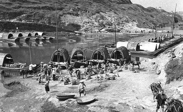 最新?lián)屬忹}現(xiàn)象透視，背后的原因與觀點(diǎn)分析