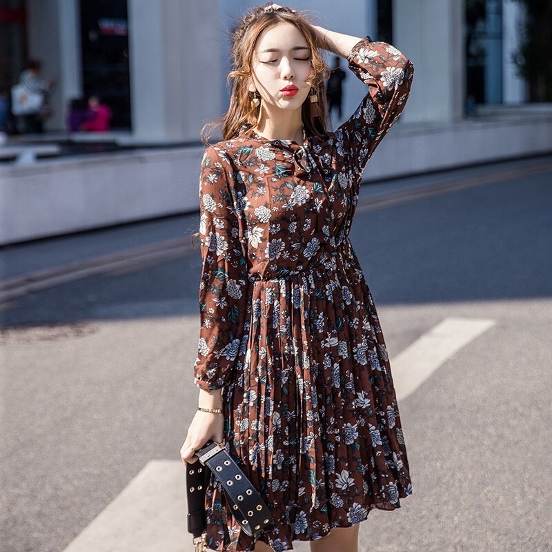 最新碎花裙時尚風(fēng)潮，讓你成為春日焦點！