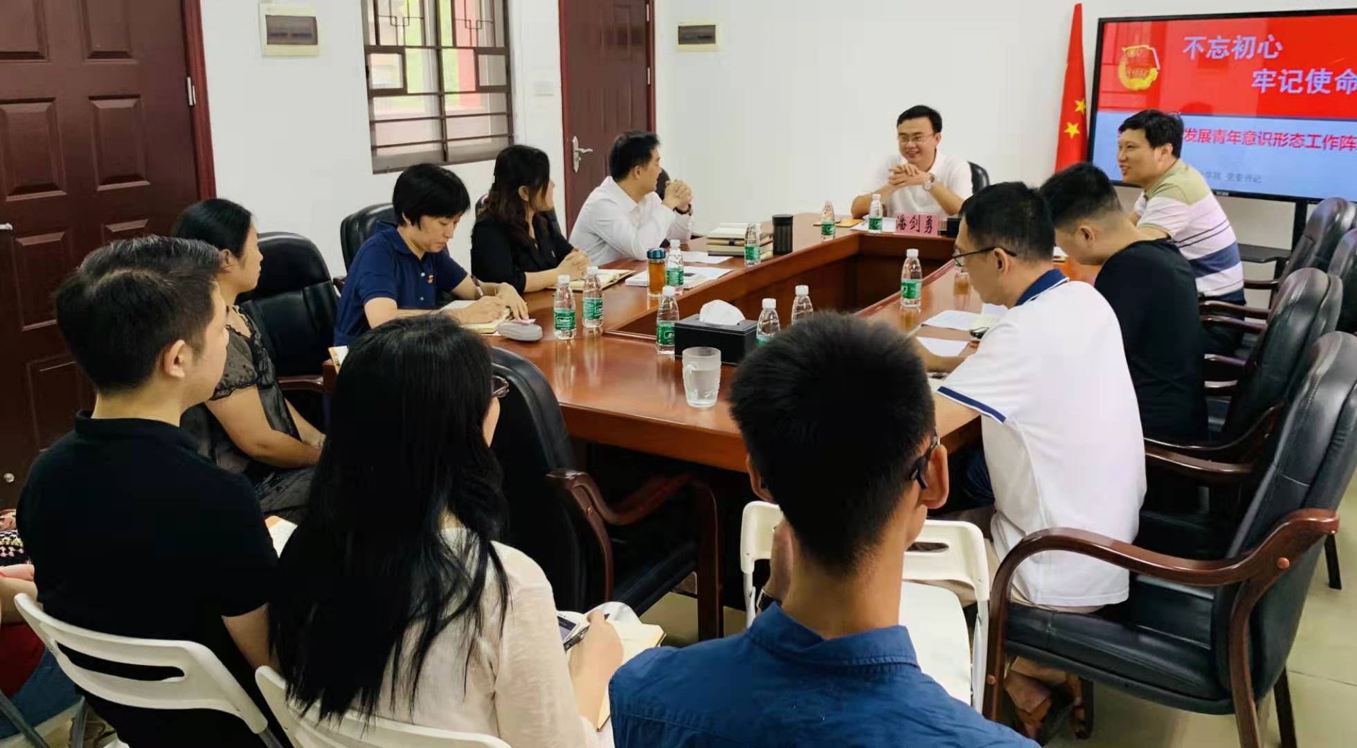 自然美景之旅，黨團課最新與內(nèi)心的平和寧靜探尋