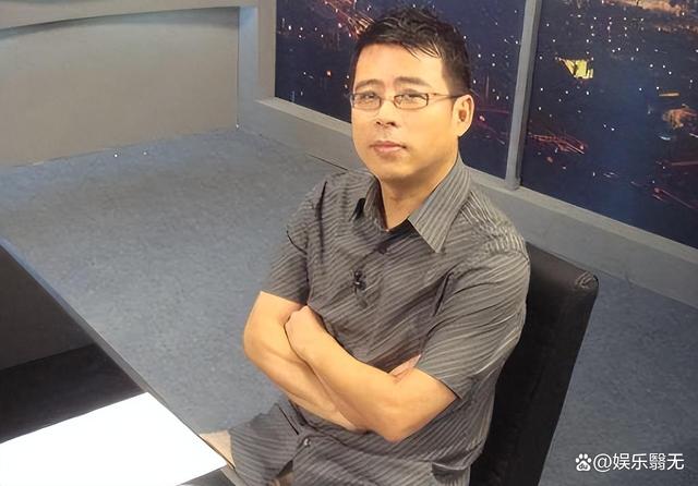 阿丘最新微博，社交媒體時(shí)代的言論自由與責(zé)任探討