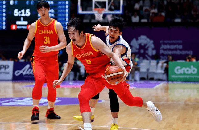 揭秘籃球愛好者隱藏寶藏的特色小店，最新國家隊籃球與小巷中的籃球奇緣