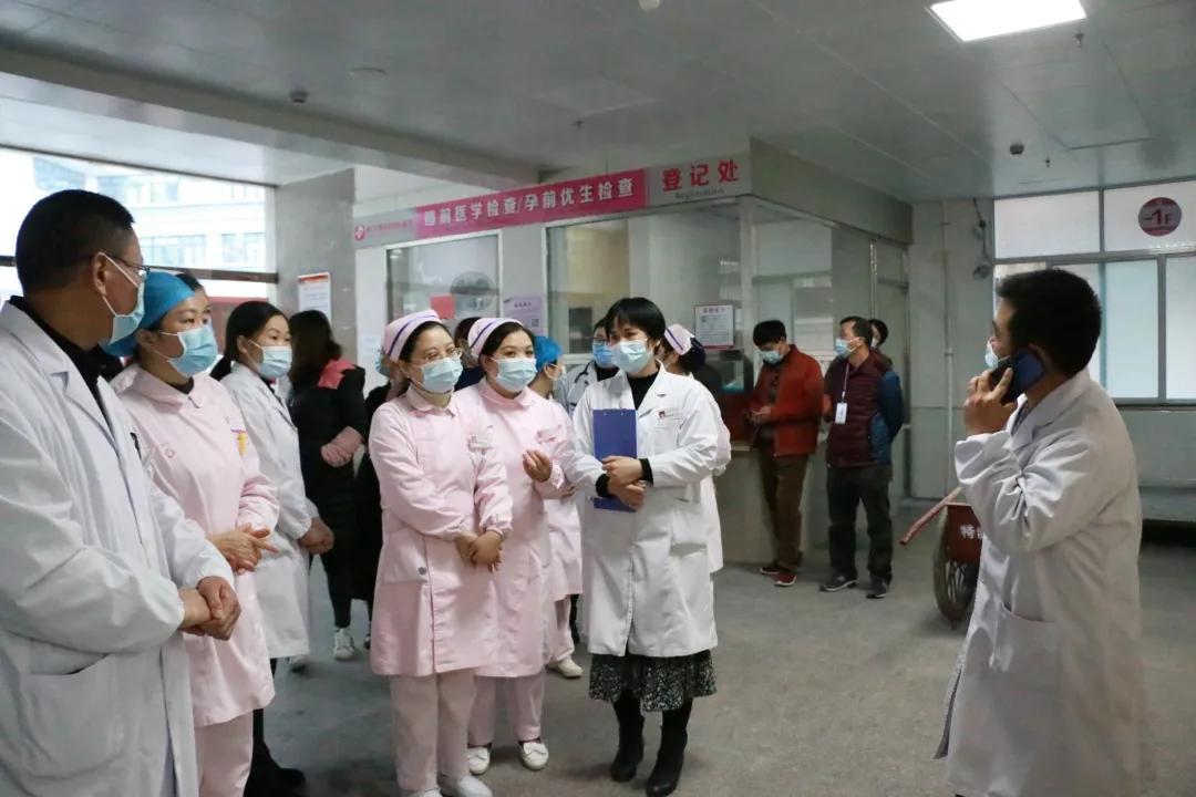 肺炎最新人員動(dòng)態(tài)，變化帶來力量，學(xué)習(xí)鑄就自信與成就成就之路