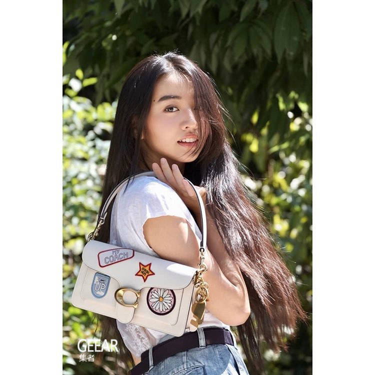 希咲彩最新番號(hào)，友情色彩的日常揭秘