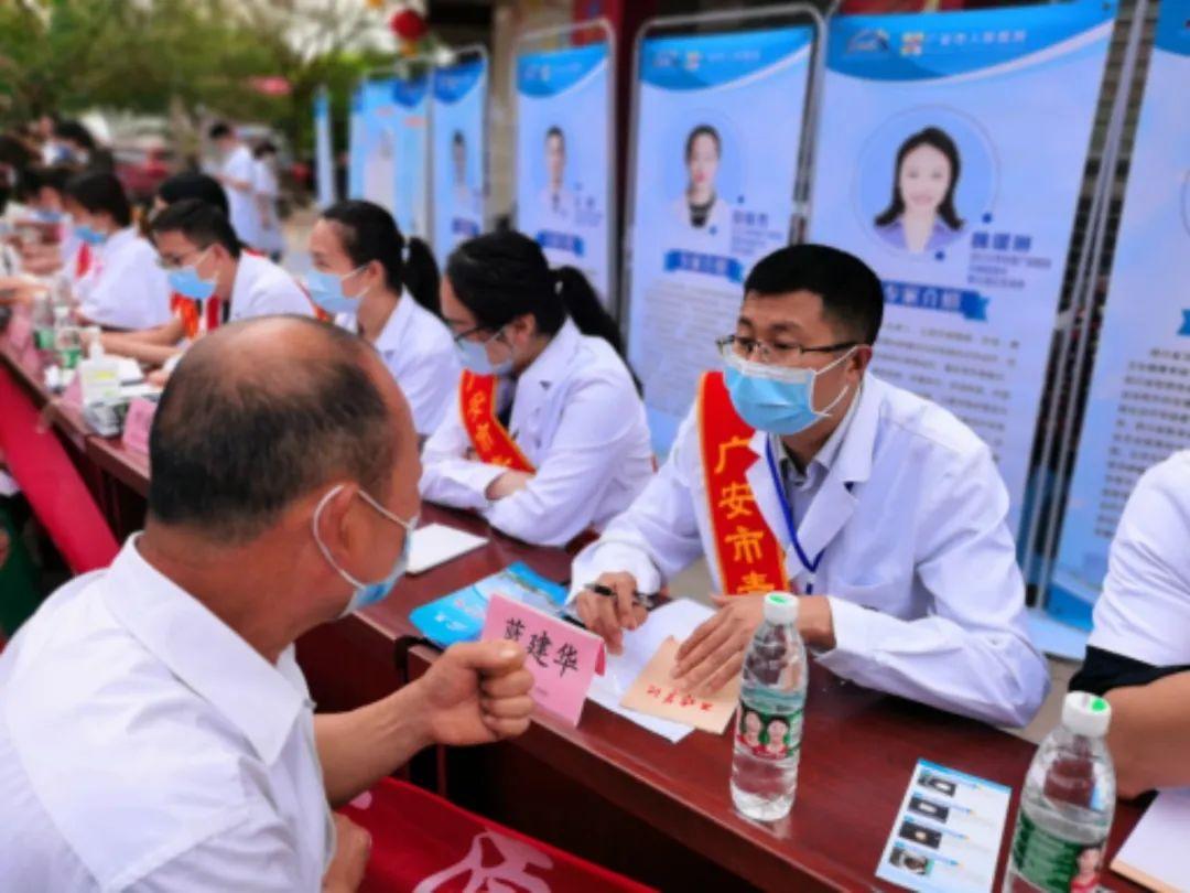 成都華西疫情最新通報，小巷深處的獨特風(fēng)味與抗疫進(jìn)展